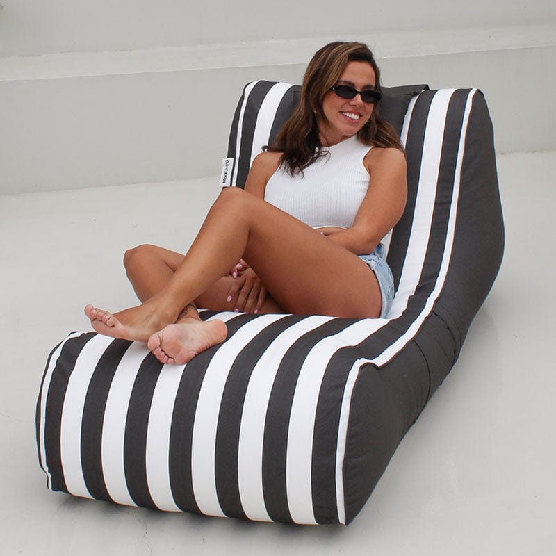 Mooi Living Cójelo Bean Bag – Outdoor Stripe Sunlounger - Oyster Black Stripe - Resort Bean Bags